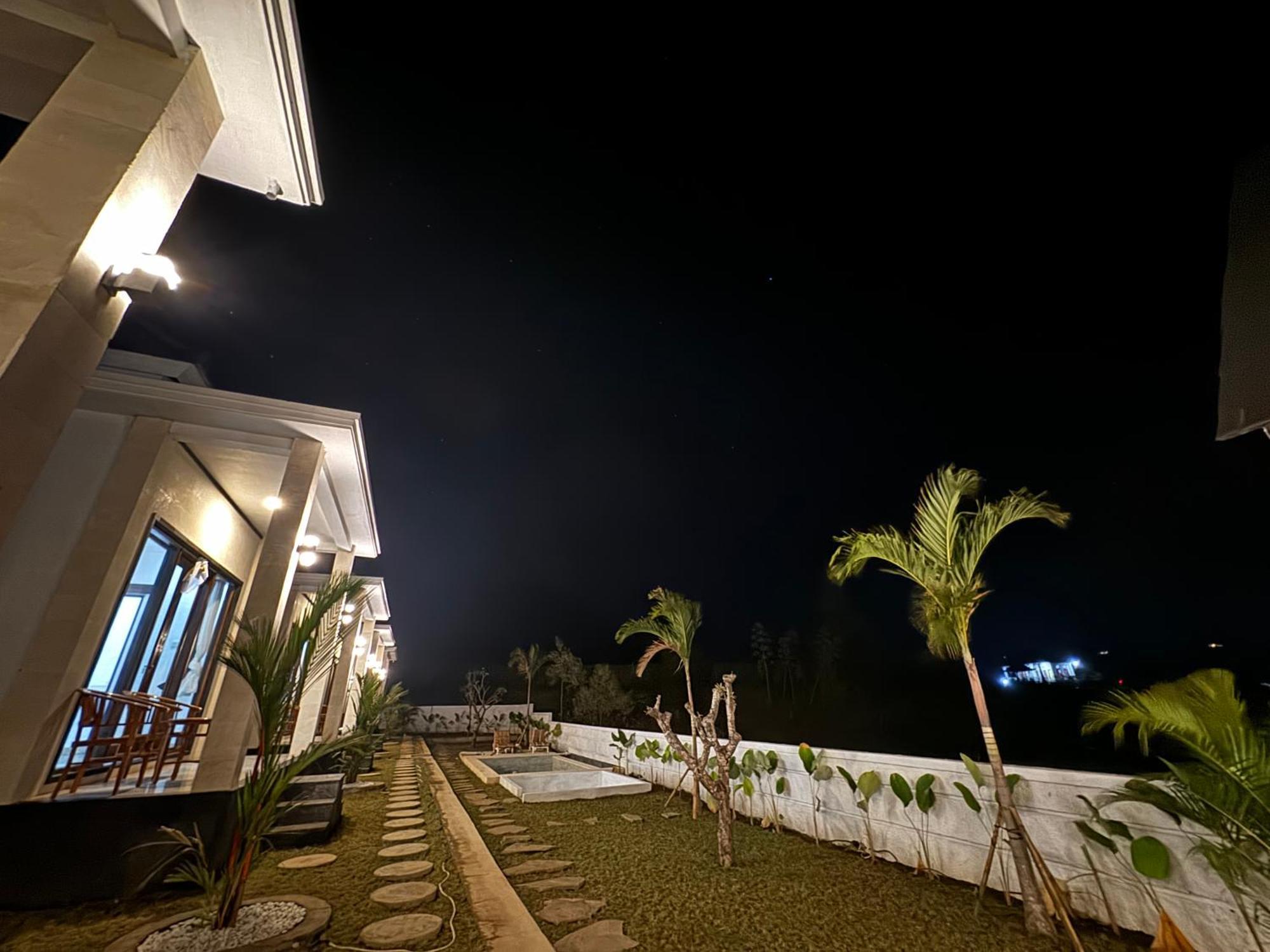 Volcano Cottages Kubupenlokan Esterno foto